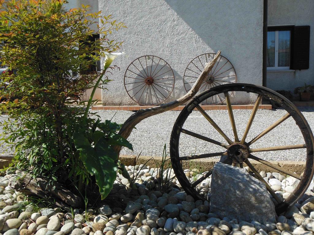 Al Pic De Corone Bed & Breakfast Terzo d' Aquileia Exterior photo