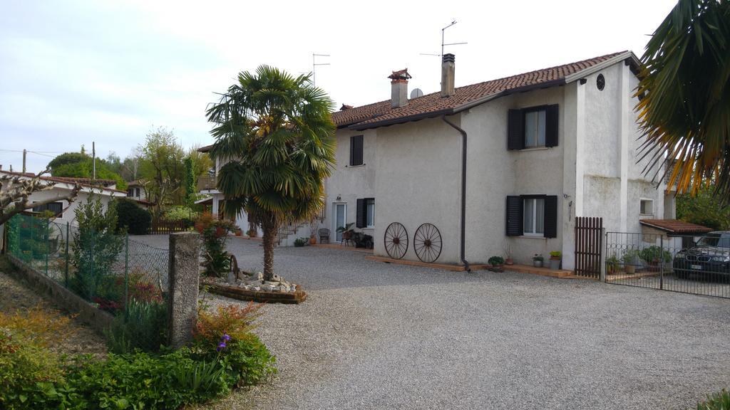 Al Pic De Corone Bed & Breakfast Terzo d' Aquileia Exterior photo