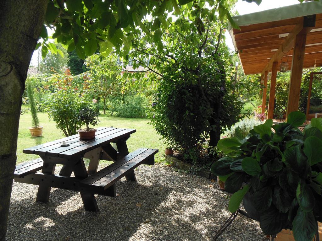 Al Pic De Corone Bed & Breakfast Terzo d' Aquileia Exterior photo